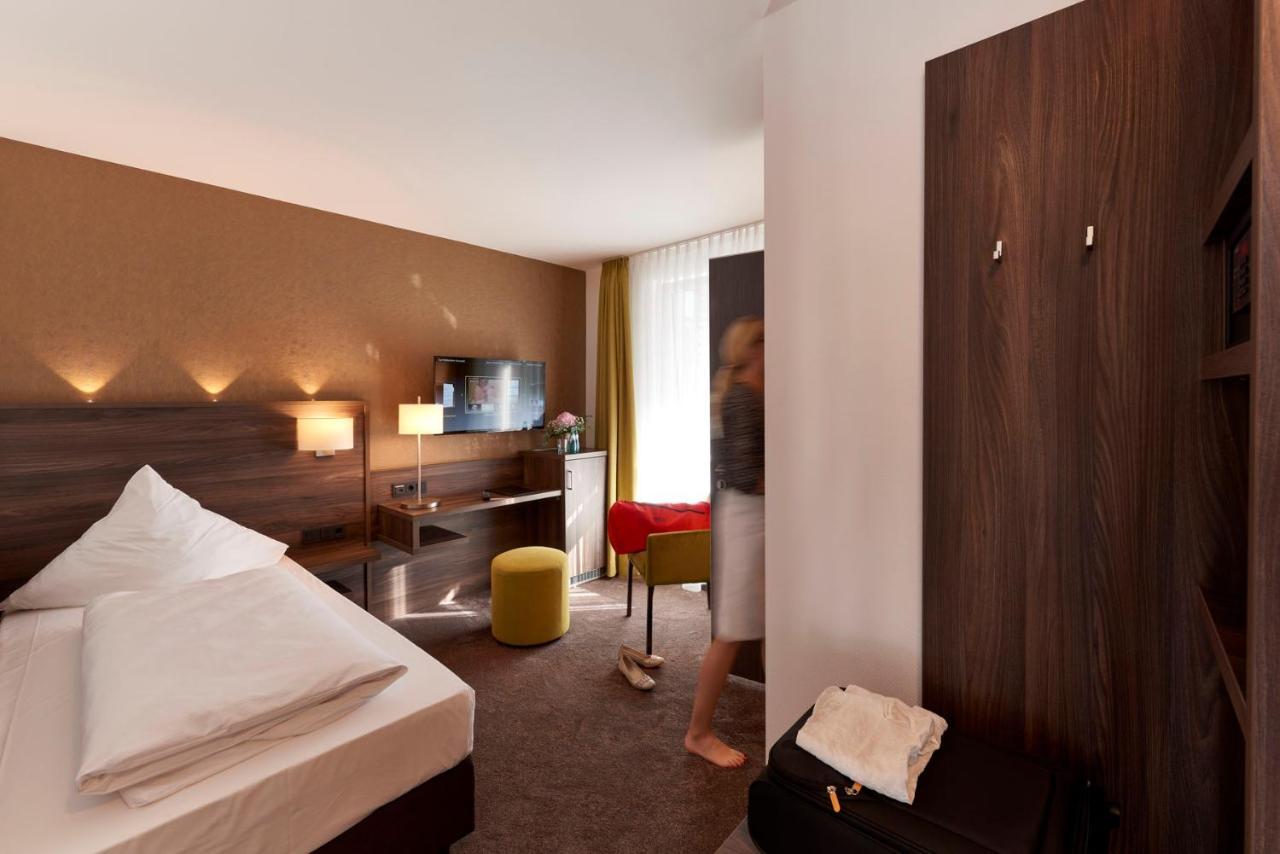 Hotel Muehlenhof Лоллар Экстерьер фото